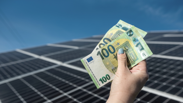 vantaggi incentivi energia, risparmio economico energia rinnovabile